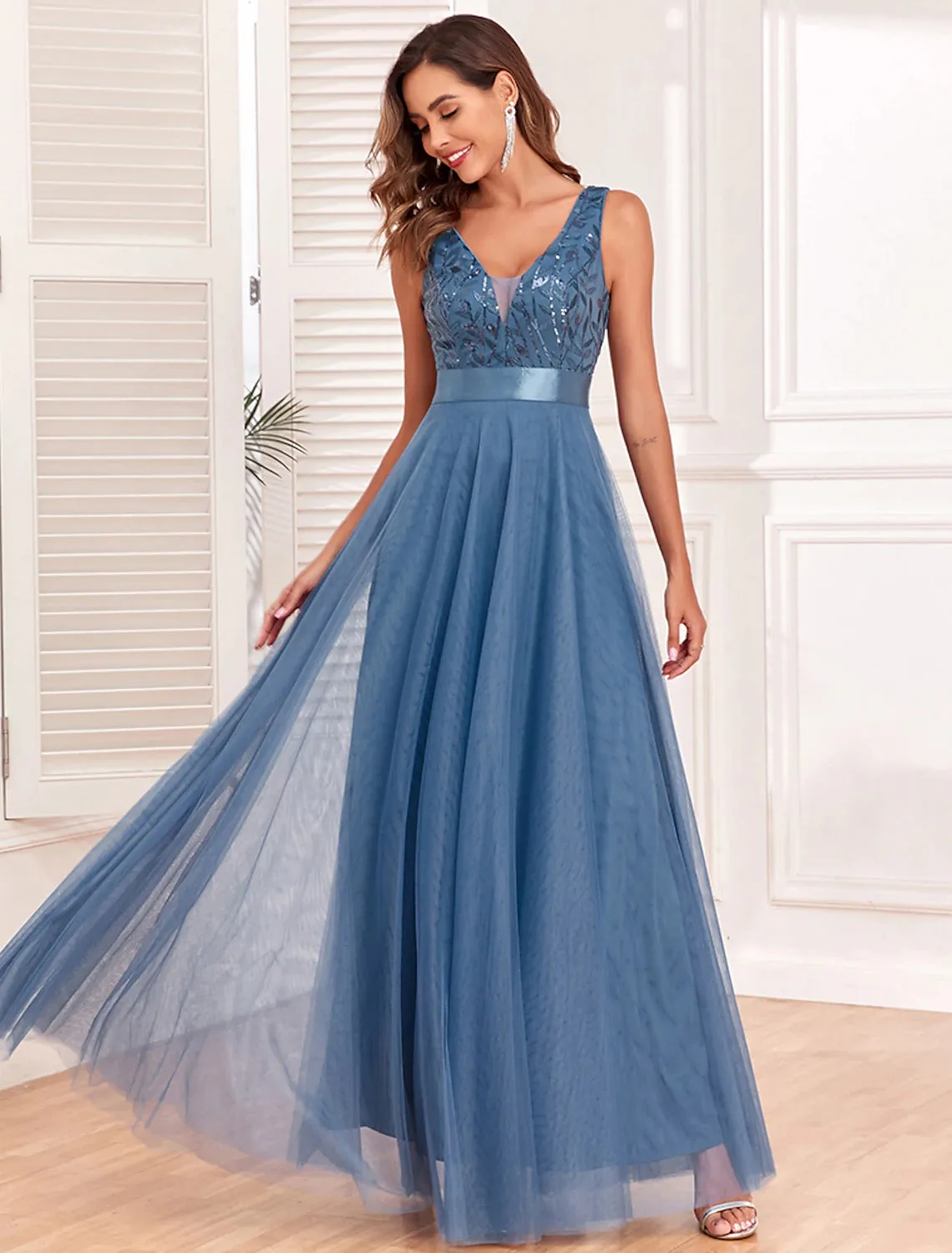 A-Line Evening Gown Empire Dress Evening Party Prom Floor Length Sleeveless V Neck Belt / Sash Tulle V Back with Glitter Embroidery