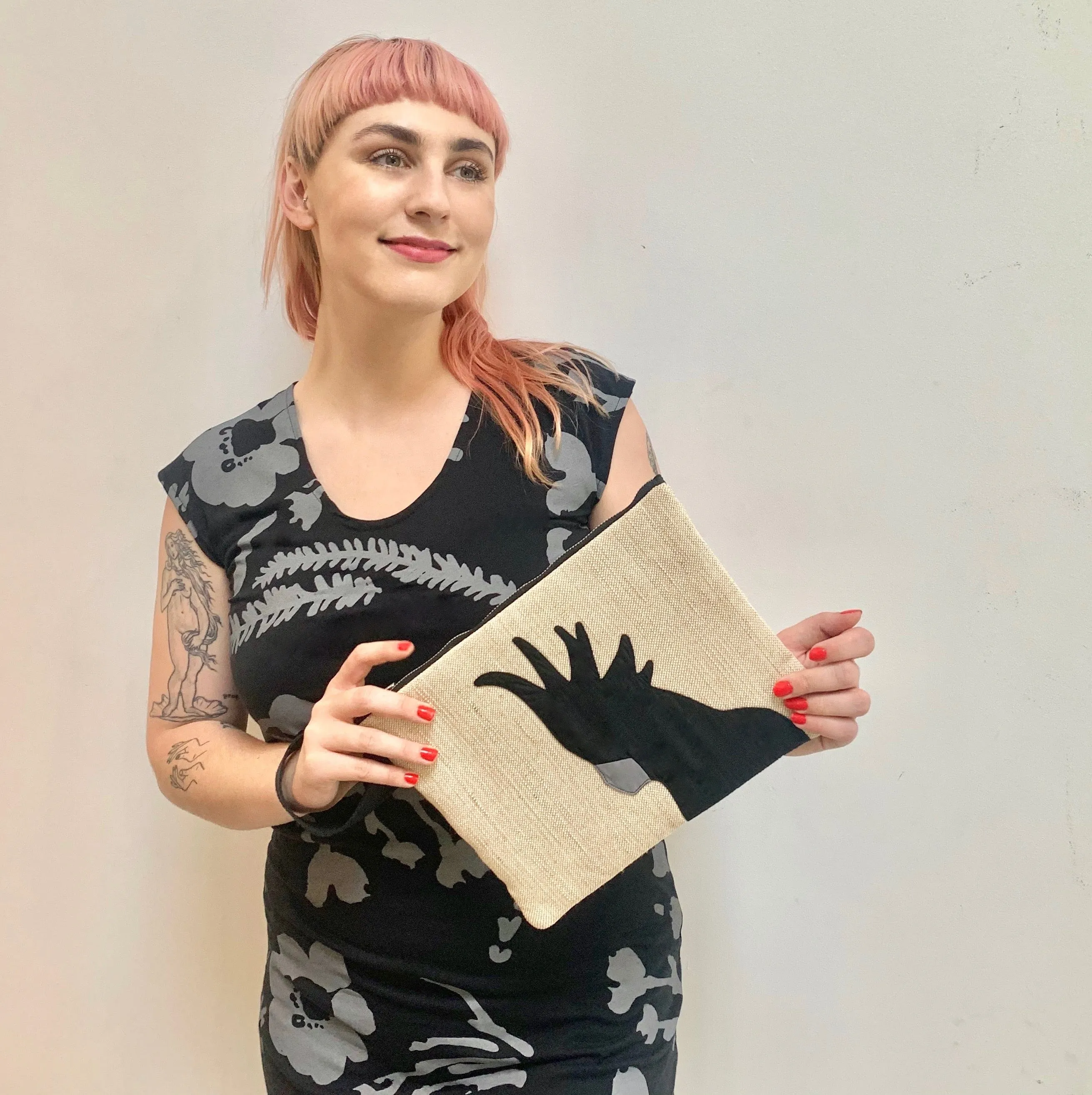 Cockatoo Jute Clutch in Black