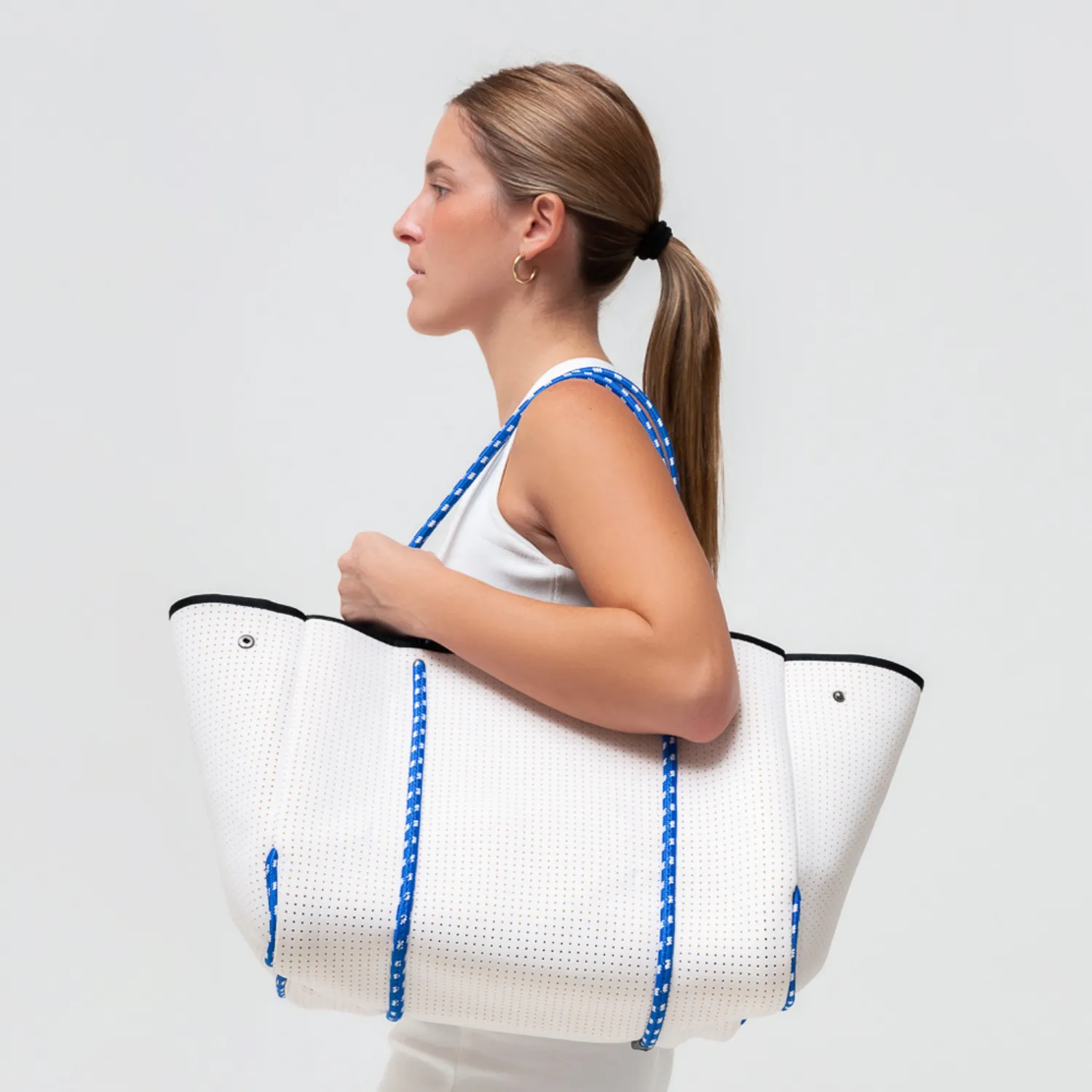 EVERYDAY TOTE WHITE BLUES