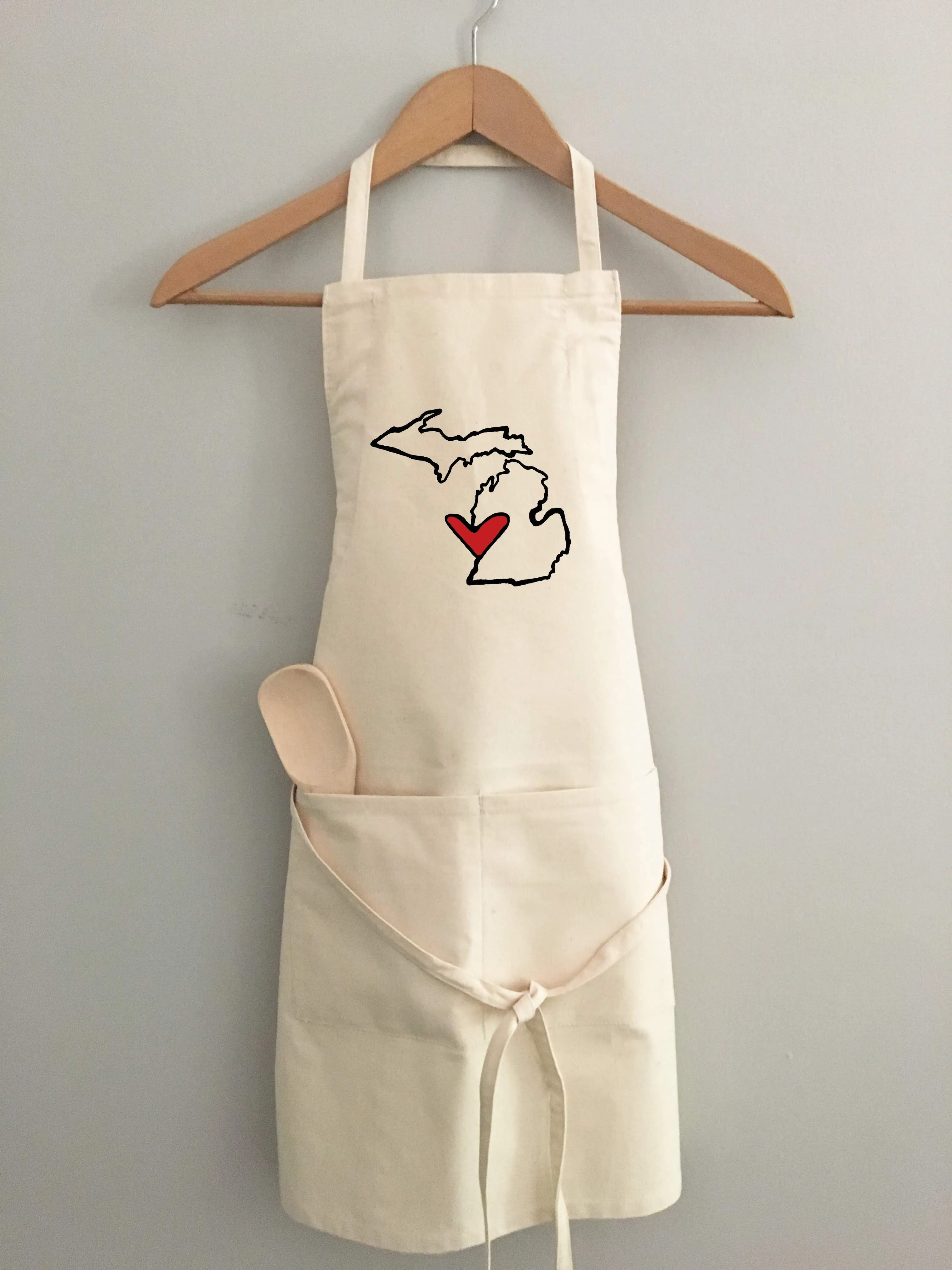 *State Love apron